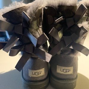 Ugg size 6